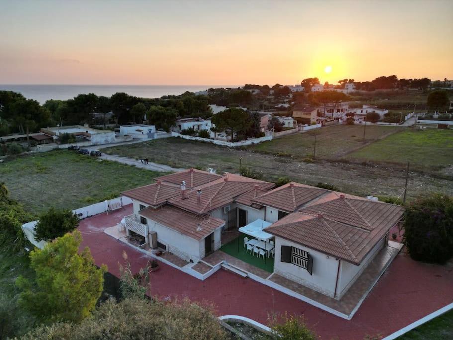 Villa Ada Leporano Kültér fotó